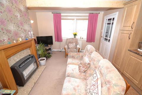 62 Baldwin Lane, Clayton, Bradford, BD14 6PQ