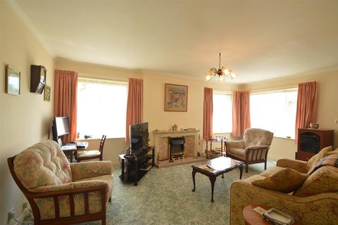 13 Helmeth Road, Church Stretton, SY6 7AS