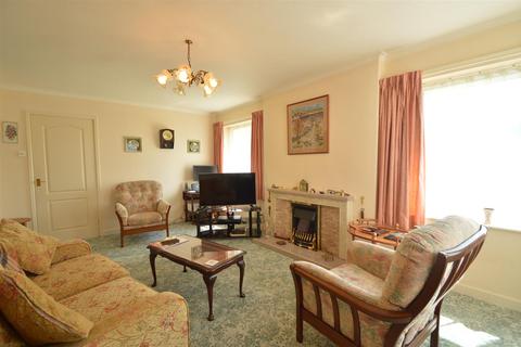 13 Helmeth Road, Church Stretton, SY6 7AS