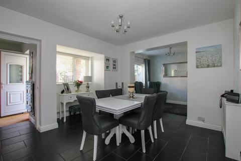 1 Mascalls Gardens, Brentwood, CM14 5LT