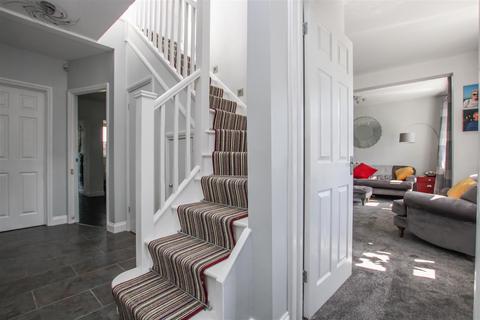 1 Mascalls Gardens, Brentwood, CM14 5LT