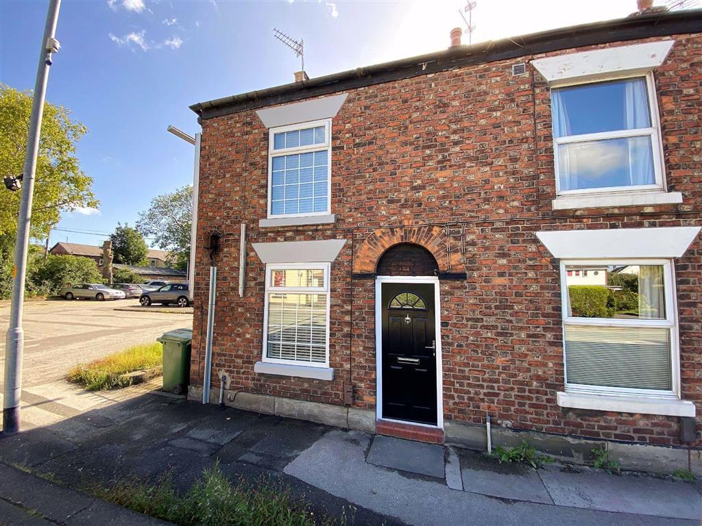 Wilmslow Road, HANDFORTH 2 bed terraced house £995 pcm (£230 pw)