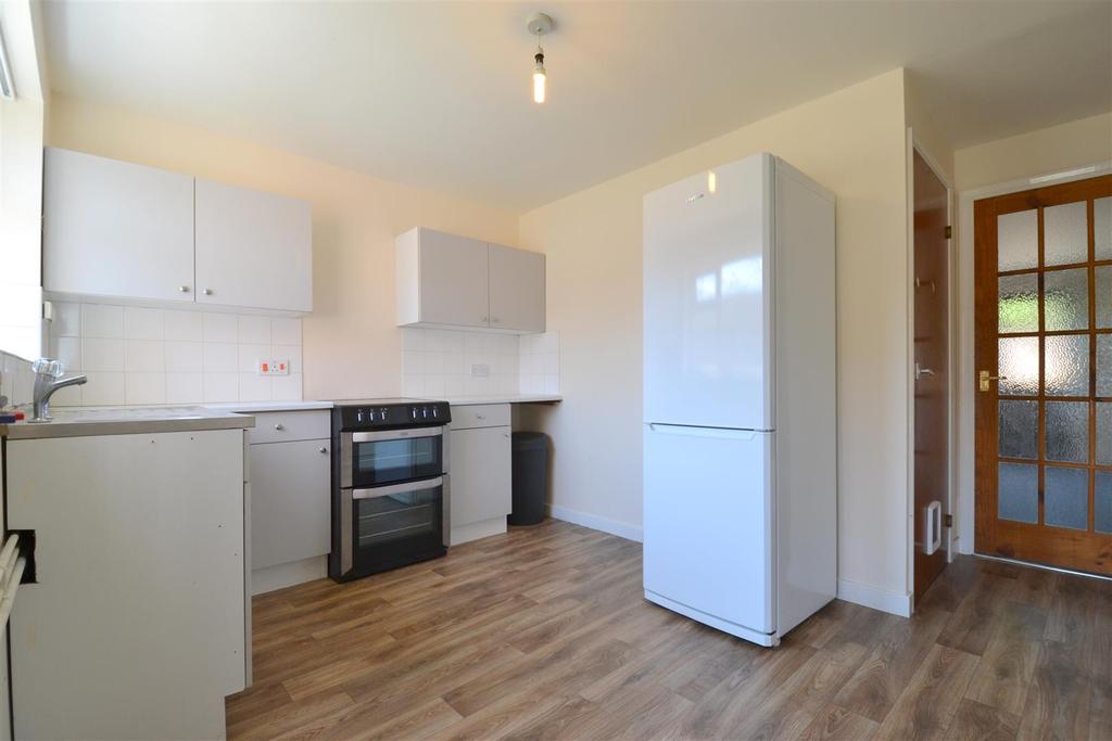Frederick Road, Malvern 2 bed end of terrace house £750 pcm (£173 pw)