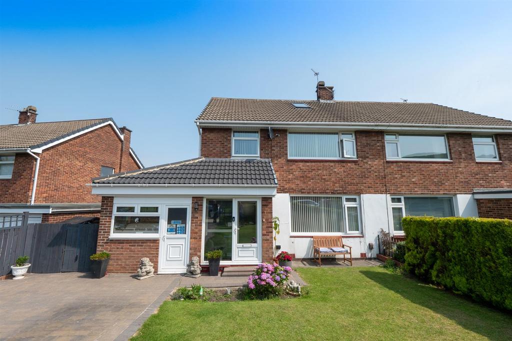 Leechmere Road, Tunstall, Sunderland 3 bed semidetached house £240,000