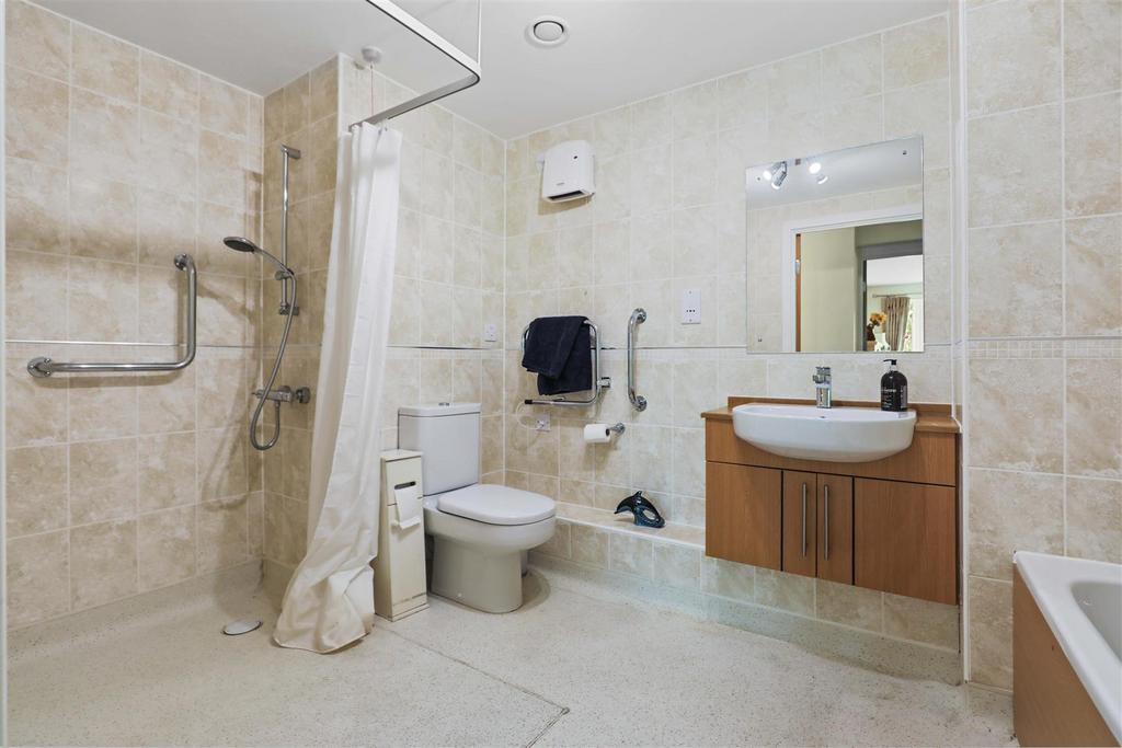 Bathroom.jpg