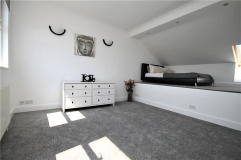 4 Dunkeld Road, London, SE25 6QH