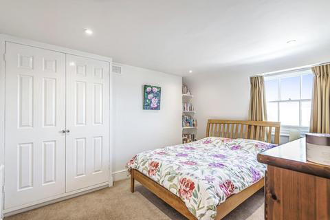 Flat 4, 24 Old Devonshire Road, London, SW12 9RB