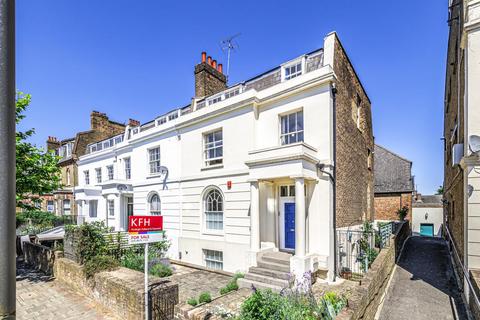 Flat 4, 24 Old Devonshire Road, London, SW12 9RB