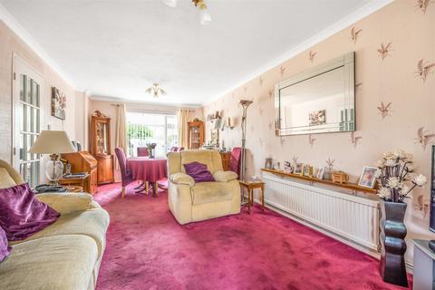 12 Avon Close, Bognor Regis, PO22 6BX