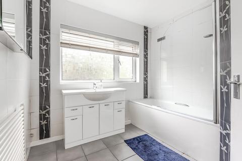 252a Bromley Road, Shortlands, Bromley, BR2 0BW