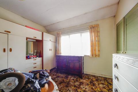 11 Croft Road, Enfield, EN3 5HT