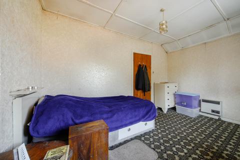 11 Croft Road, Enfield, EN3 5HT