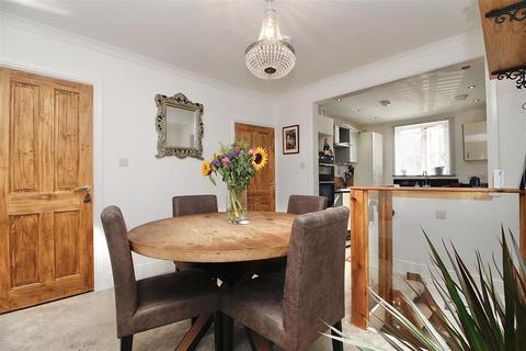 10 Nottidge Road, Ipswich, IP4 2RJ