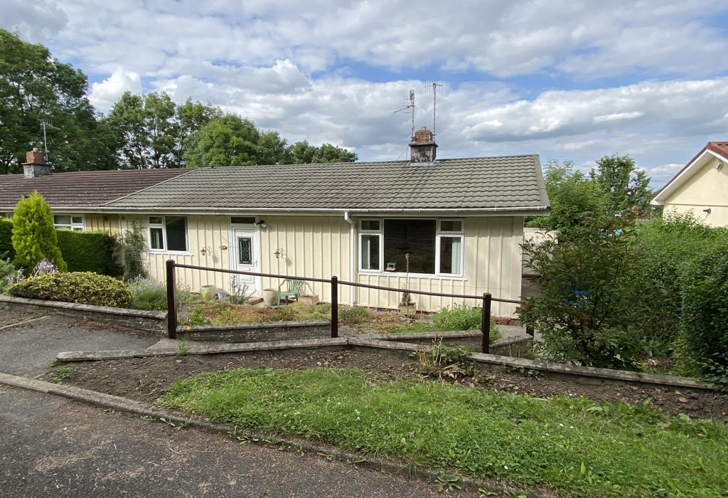 Wingerworth Way, Chesterfield, S40 2JD 3 bed bungalow £110,000
