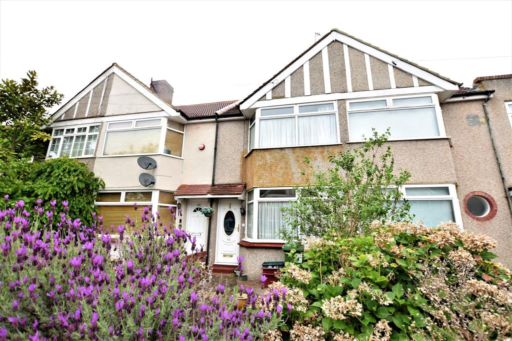 Hanover Avenue, Feltham, Middlesex, TW13 2 bed house £360,000