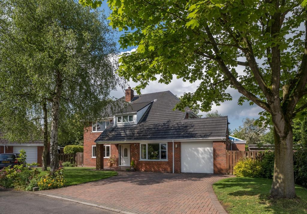 4 bedroom House Detached in Delamere Park 4 bed house £595,000