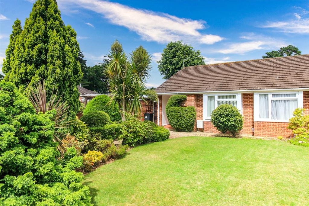 Nea Close, Highcliffe, Christchurch, Dorset, BH23 2 bed bungalow £385,000