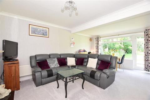 2 Fraser Close, Chelmsford, CM2 0TD