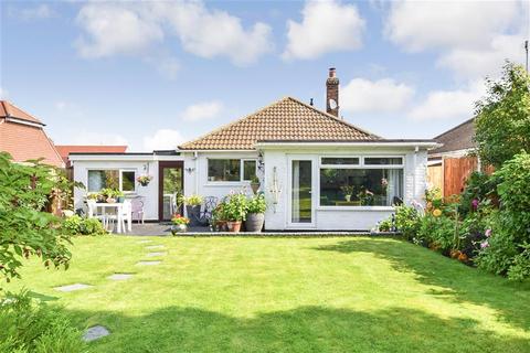 2 Fraser Close, Chelmsford, CM2 0TD