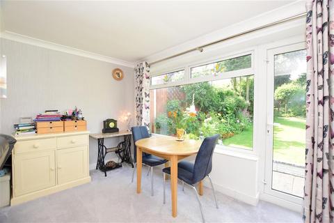 2 Fraser Close, Chelmsford, CM2 0TD