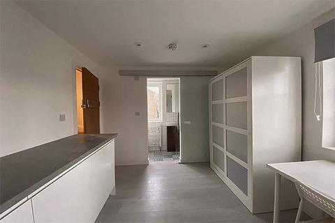 House share to rent - HIGHCOMBE, CHARLTON, LONDON SE7