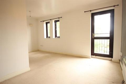 37 Drake Crescent, London, SE28 8PZ