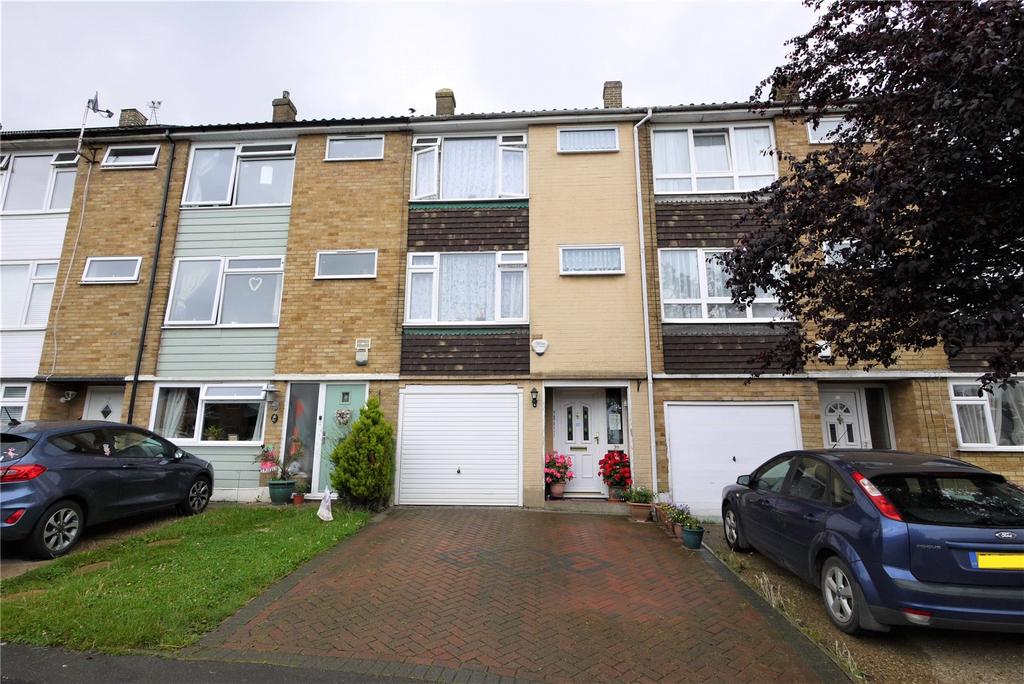 The Vale, Brentwood, CM14 4 bed terraced house £400,000