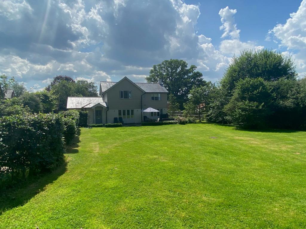 Shelleys Lane, East Worldham, Alton 5 bed detached house £785,000