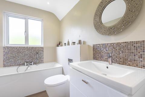 Bay Tree House Hooke Road, East Horsley, Leatherhead, KT24 5DX