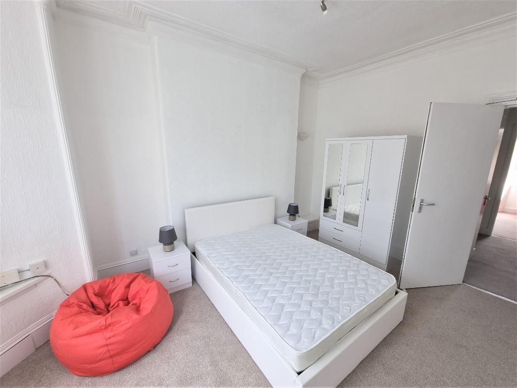 Erskine Street, Aberdeen, AB24 4 bed duplex to rent £1,600 pcm (£369 pw)