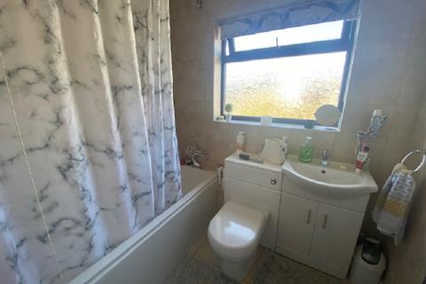 2 Bryngwyn, Skewen, Neath, SA10 6EQ