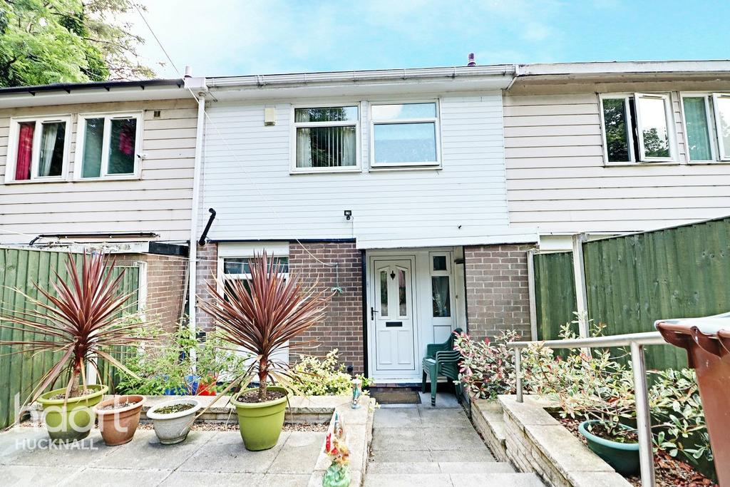 Cairns Close, Nottingham 3 bed terraced house £120,000