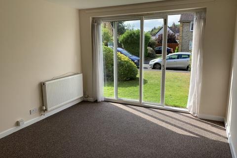 17 Denton Close, Kenilworth, CV8 1BJ