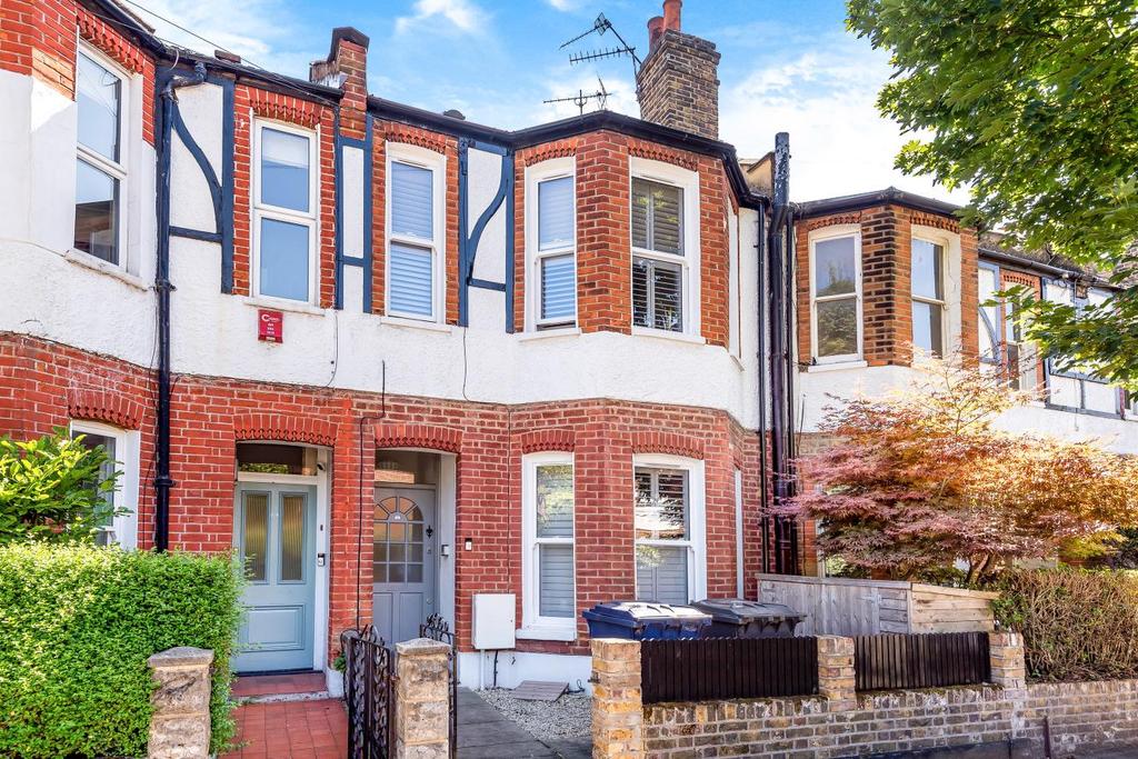 Southfield Road, Chiswick 2 bed flat £700,000
