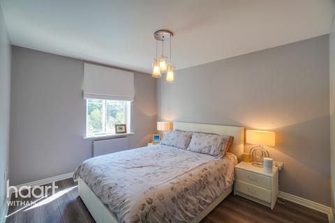 17 Beadle Place, Great Totham, Maldon, CM9 8XJ