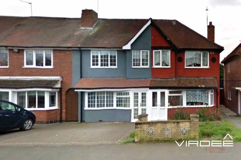 Booths Lane, Great Barr, West Midlands, B42 3 bed terraced house £225,000