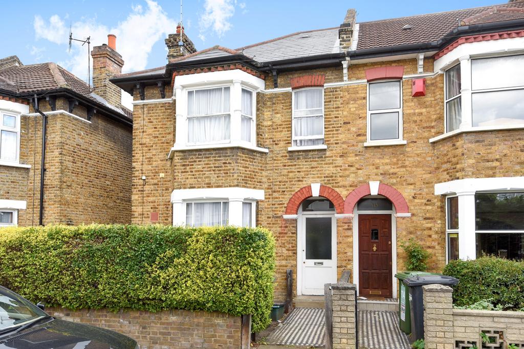 Shell Road, Lewisham, SE13 7DF 5 bed semidetached house £2,600 pcm (£600 pw)