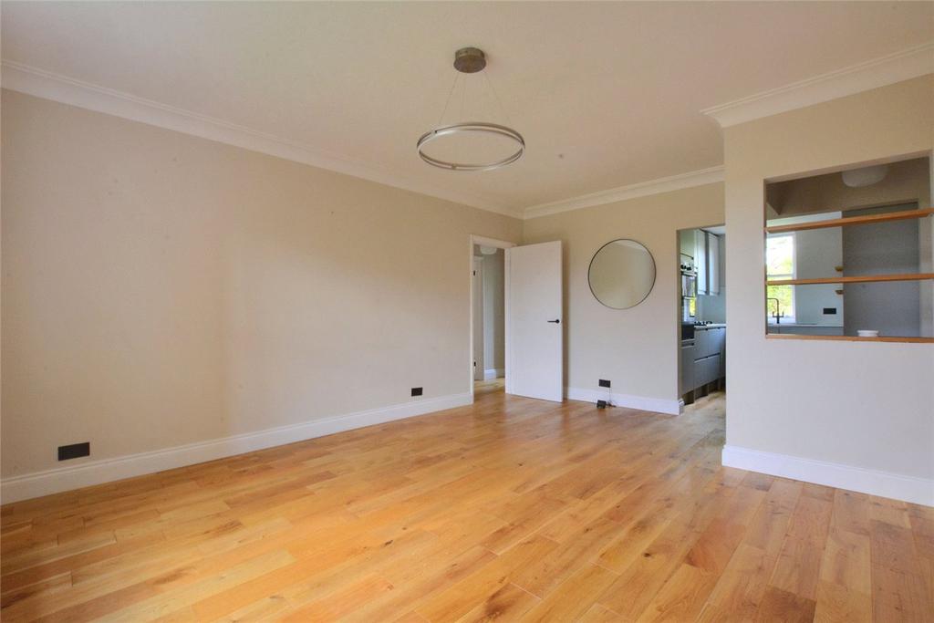 Heathfield House, Eliot Place, Blackheath, London, SE3 2 bed apartment
