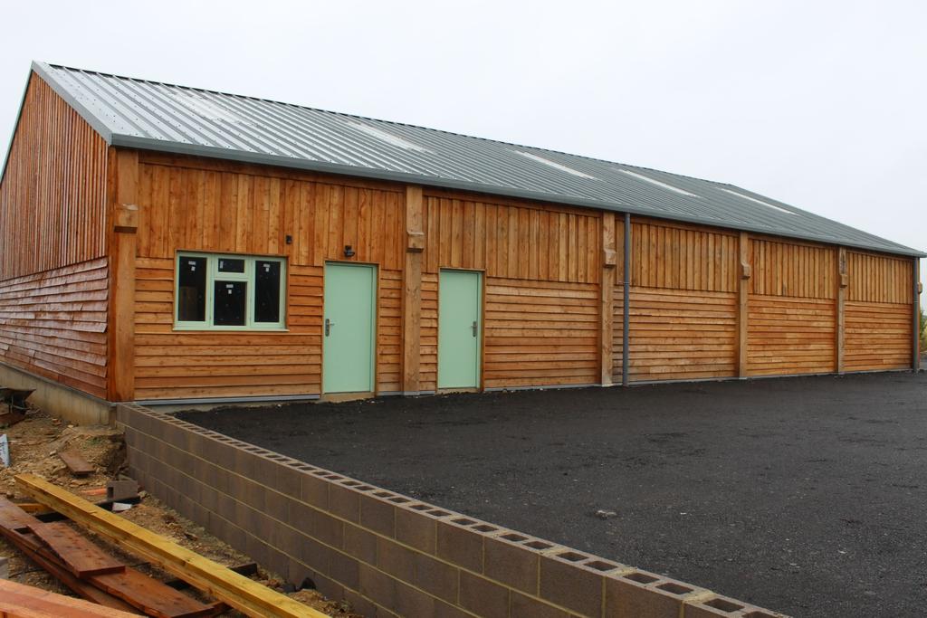 Nr LECHLADE, Gloucestershire Property £2,000 pcm (£462 pw)