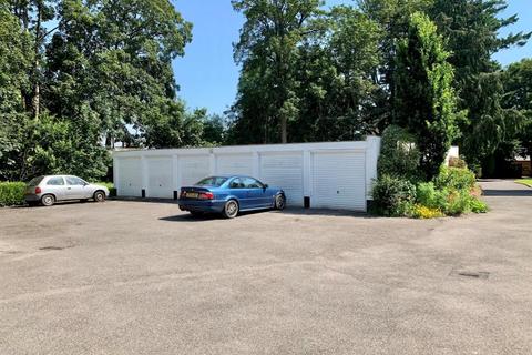Flat 4, Moray Court Redcotts Lane, Wimborne, BH21 1JY