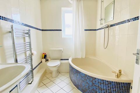 14 Hillcrest, Ottery St Mary, EX11 1XY
