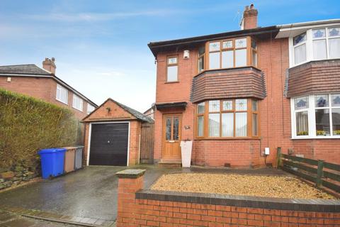 2 bedroom semi-detached house to rent, Northam Road, Hanley