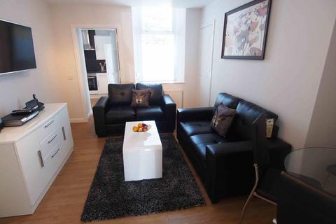 2 bedroom flat to rent, Windsor Place, Ground Floor, AB10