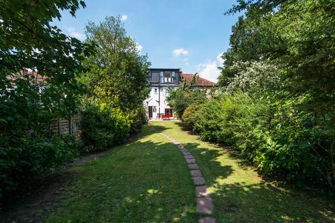 46 Acre Lane, Carshalton, SM5 3AB