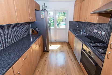46 Acre Lane, Carshalton, SM5 3AB