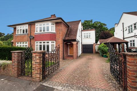 6 Bampfylde Close, Wallington, SM6 7LN