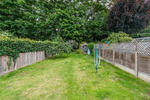 6 Bampfylde Close, Wallington, SM6 7LN
