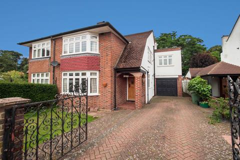 6 Bampfylde Close, Wallington, SM6 7LN