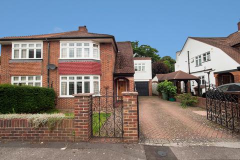 6 Bampfylde Close, Wallington, SM6 7LN