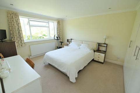 20 Finucane Drive, Orpington, BR5 4ED